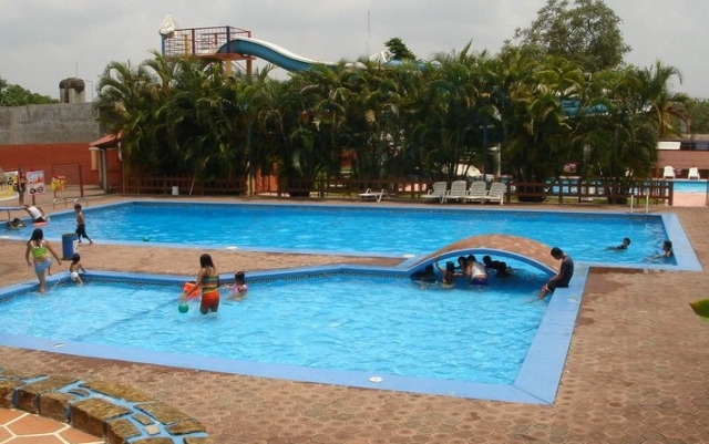 Albercas familiaternera